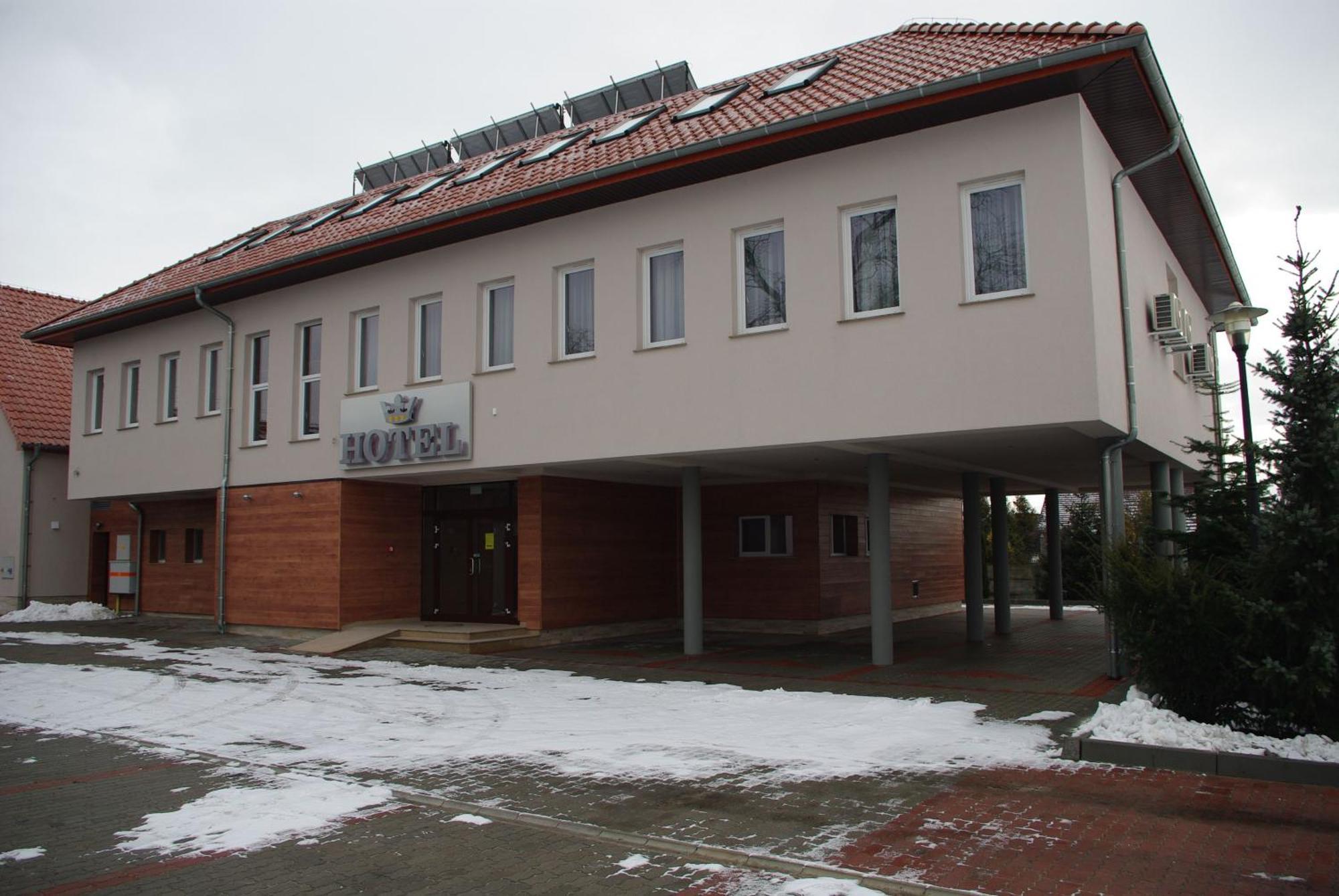 Hotel Pod Zlota Korona Ополе Екстер'єр фото